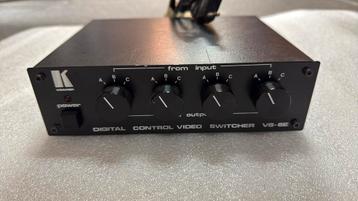 Switcher Video VGA + Audio Kramer, Enlèvement ou Envoi, Comme neuf