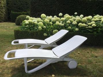 Set van 2 Witte Allibert ligbedden type Cormoran. Set/140 € beschikbaar voor biedingen