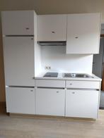 Keuken - bijna nieuw - toestellen inbegrepen, Ophalen, Zo goed als nieuw, Wit, Enkelwandige keuken
