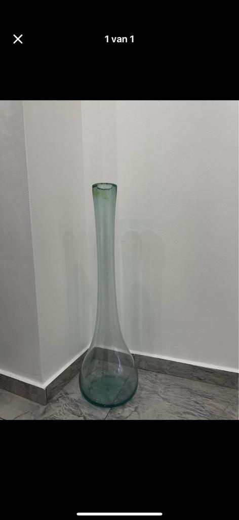 A vendre - vase fait main/ Te Koop handgemaakte vaas, Huis en Inrichting, Woonaccessoires | Vazen, Zo goed als nieuw, Verzenden