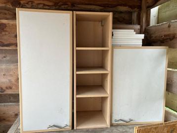 Keuken kastjes beschikbaar voor biedingen