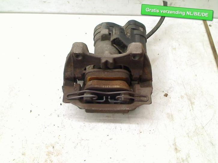 REMKLAUW RECHTS ACHTER Golf VIII (CD1) (5R3615406), Auto-onderdelen, Remmen en Aandrijving, Volkswagen, Gebruikt