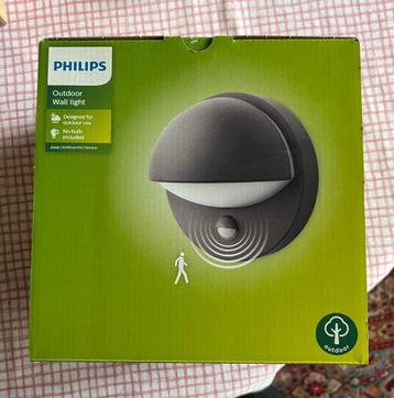 Wand:amp led Philips beschikbaar voor biedingen