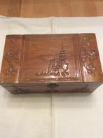 Belle boîte à bijoux orientale, Antiquités & Art, Art | Art non-occidental, Enlèvement ou Envoi