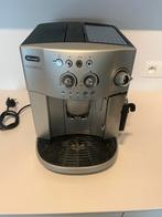 Delonghi koffiemachine met bonen, Elektronische apparatuur, Ophalen, Gebruikt, 10 kopjes of meer, Koffiemachine
