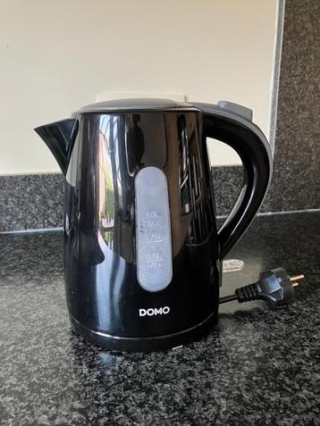 Waterkoker Domi 1 l zwart beschikbaar voor biedingen