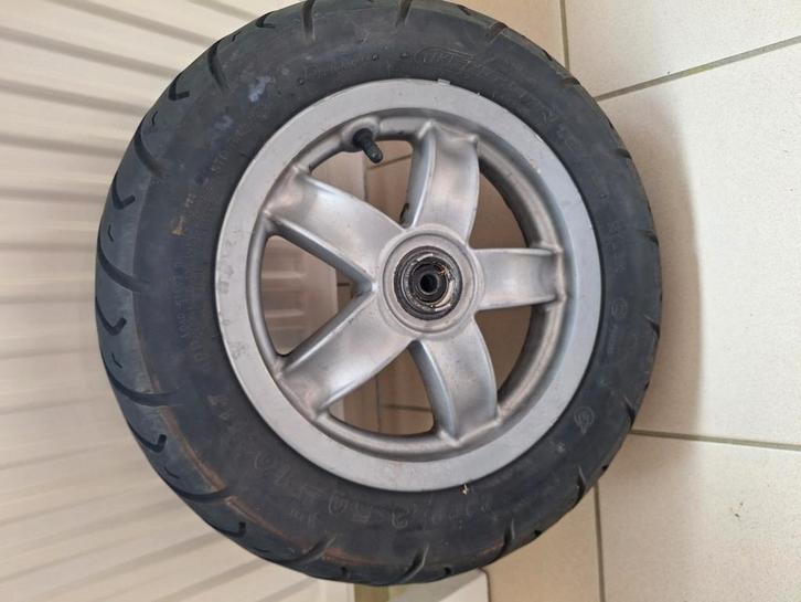Diverse banden met velg 50cc scooter alle merken en modellen, Motoren, Tuning en Styling, Ophalen of Verzenden