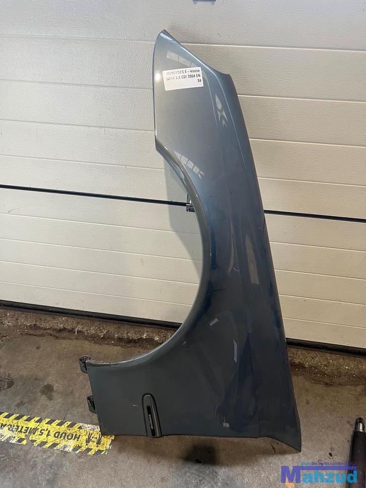 MERCEDES E KLASSE W211 C747 Links voorscherm, Auto-onderdelen, Carrosserie, Spatbord, Mercedes-Benz, Gebruikt, Ophalen of Verzenden