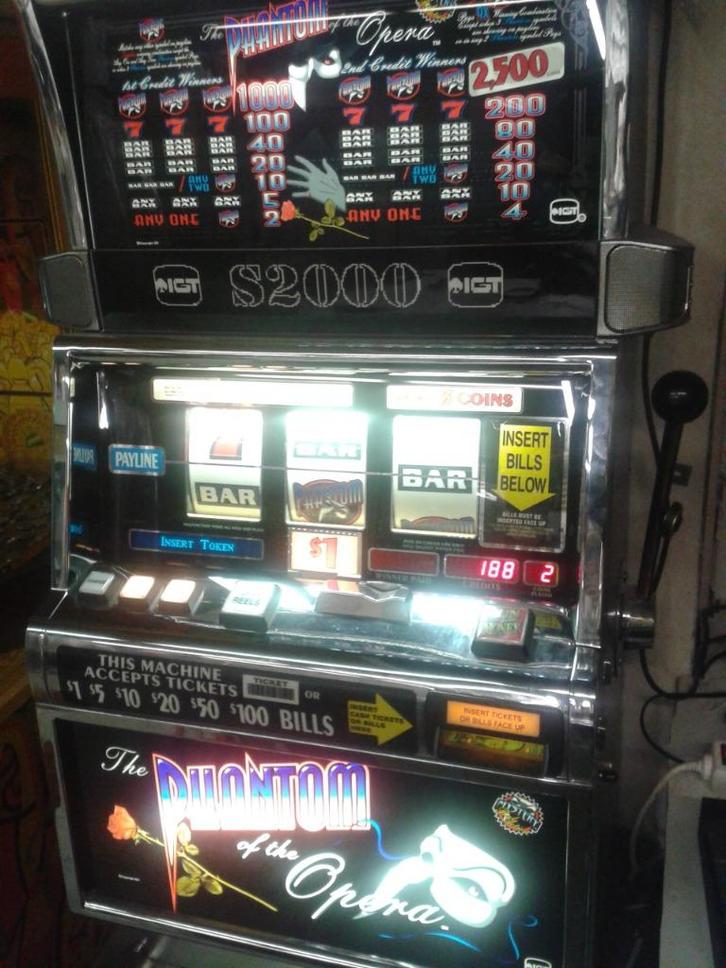 IGT S2000 Phantom of the Opera Jackpot met topper, Verzamelen, Automaten | Gokkasten en Fruitautomaten, Zo goed als nieuw, Euro