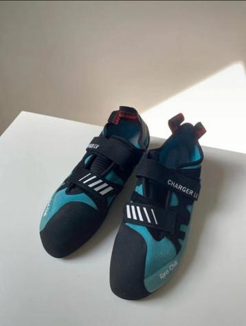Klimschoenen Red Chili maat 40.5 beschikbaar voor biedingen