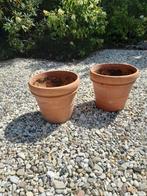2 identieke terracotta bloempotten, Tuin en Terras, Bloempotten, Ophalen, Gebruikt, Terracotta
