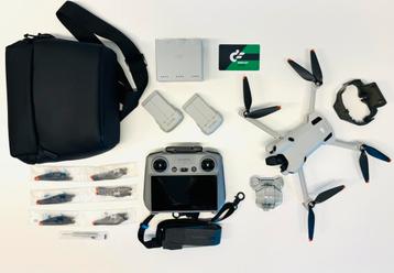 DJI mini 4 pro fly more combo 1y dji care refresh  beschikbaar voor biedingen