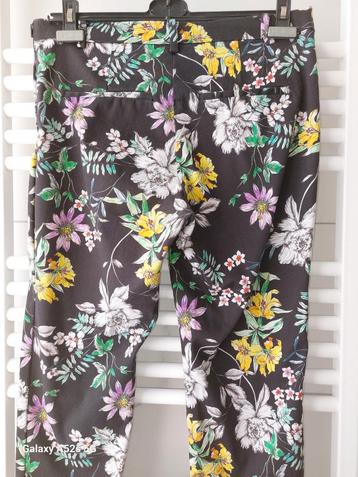 Pantalon h&m taille 42 comme neuf pour 10 € piece  beschikbaar voor biedingen
