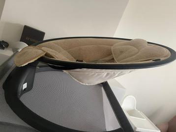 Baby wieg beschikbaar voor biedingen