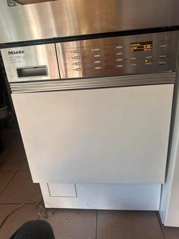 Miele wasmachine in zeer goede staat beschikbaar voor biedingen