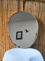 Vintage spiegel met koperen afwerking/ovale rand uit 1970, Ophalen of Verzenden, Ovaal, Minder dan 50 cm, Minder dan 100 cm