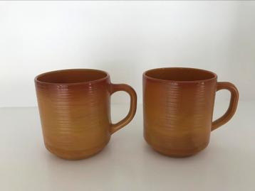 Arcopal volcan BP set van 2 mooie mokken tassen koppen, Enlèvement ou Envoi, Comme neuf, Verre, Tasse(s) et/ou soucoupe(s)
