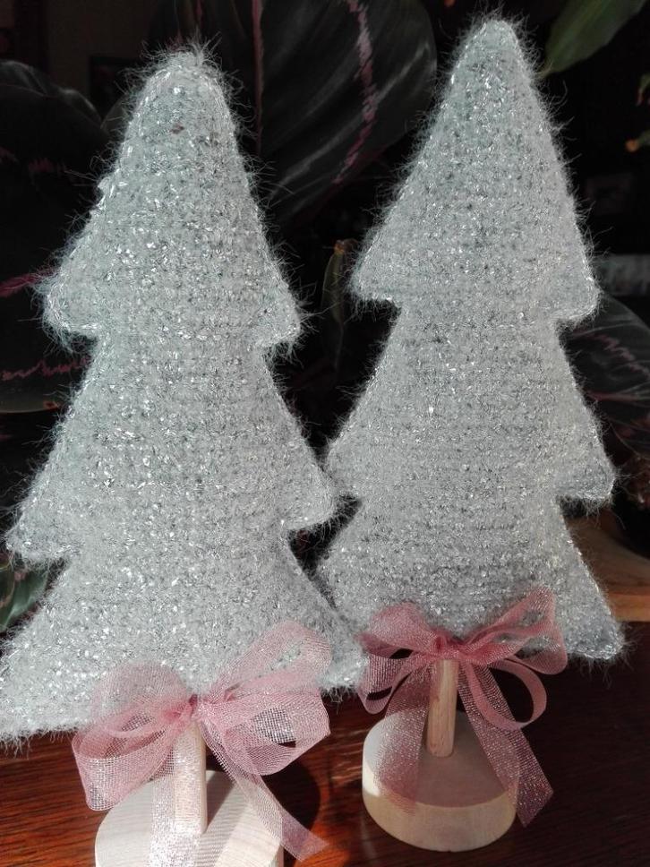 Kerstdecoratie - gehaakte kerstboompjes, Diversen, Kerst, Verzenden