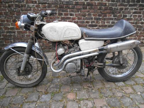 honda  cl175 . cl 175   année 1969, Motos, Motos | Oldtimers & Ancêtres, Tourisme, 12 à 35 kW, 2 cylindres, Enlèvement