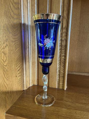Decoratief glas  beschikbaar voor biedingen