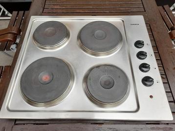 Taque de cuisson électrique Zanker encastrable KRH42EX, Electroménager, 4 zones de cuisson, Encastré, Enlèvement, Utilisé