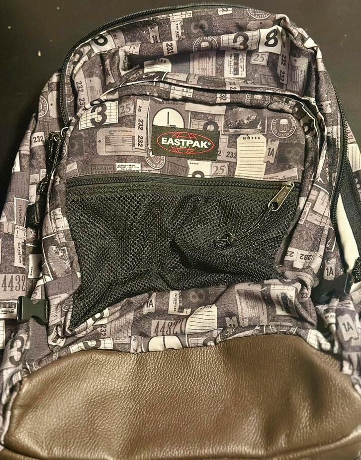 eastpak rugzak, Handtassen en Accessoires, Tassen | Rugtassen, Zo goed als nieuw, Eastpak, Ophalen