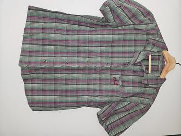 Blous beschikbaar voor biedingen