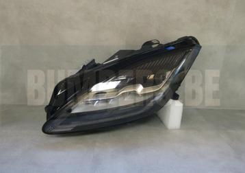 Koplamp Jaguar E Pace E-pace X540 LED MID RT 17-24 LINKS S82 beschikbaar voor biedingen