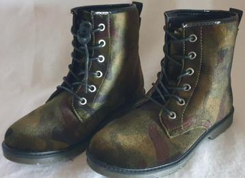 Camouflage look enkellaarsjes mt 36, 37, 39, 40 en 41 beschikbaar voor biedingen