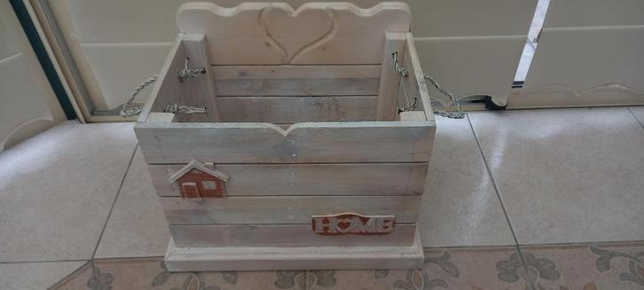 Coffre artisanal, ouvert., Huis en Inrichting, Woonaccessoires | Kisten, Nieuw, Minder dan 50 cm, Minder dan 50 cm, Minder dan 50 cm