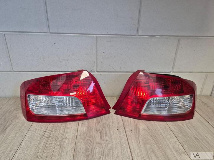 Peugeot 407 sedan 2008 - 2011 achterlicht links / rechts €99, Auto-onderdelen, Verlichting, Peugeot, Gebruikt, Ophalen of Verzenden