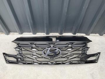 Bumper Grill Hyundai Santa Fe MK4 86366-N7SA0 Gril HY-21216 beschikbaar voor biedingen