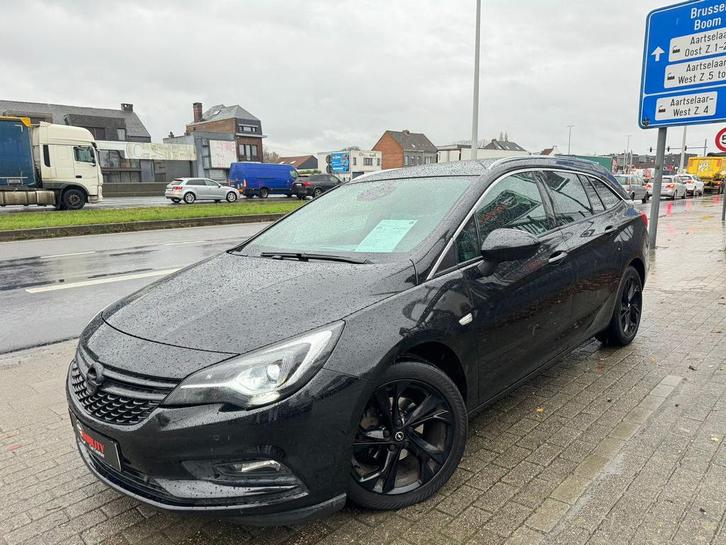 Opel Astra Sports Tourer 1.6cdti Black Edition 2017 Euro6b, Auto's, Opel, Bedrijf, Te koop, Astra, ABS, Achteruitrijcamera, Airbags