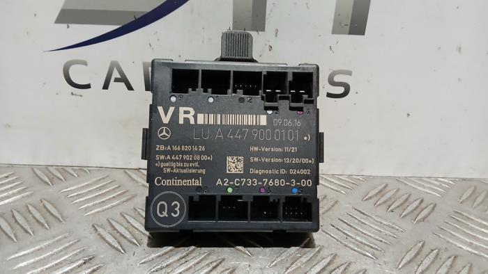 Centrale Deurvergrendelings Module van een Mercedes Vito, Auto-onderdelen, Overige Auto-onderdelen, Mercedes-Benz, Gebruikt, 3 maanden garantie