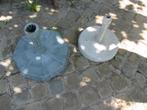 2 zware parasol voeten in beton omhulsel kunststof, Enlèvement, Utilisé