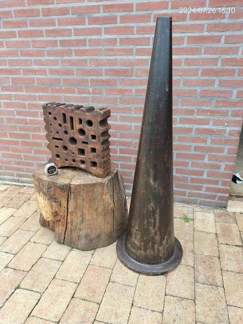 Cone tbv aambeeld, Antiek en Kunst, Antiek | Gereedschap en Instrumenten, Ophalen