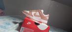 Nike dunk low Rose Whisper maat 37,5, Ophalen, Nieuw
