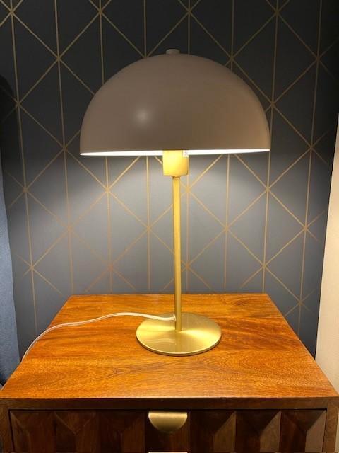 Lampe à poser Matilde Westwing, Maison & Meubles, Lampes | Lampes de table, Comme neuf, Moins de 50 cm, Métal, Enlèvement