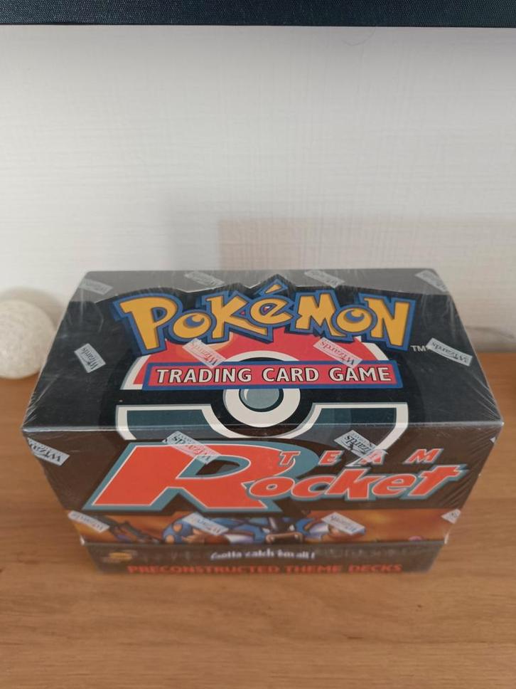 Pokémon team rocket box, Hobby en Vrije tijd, Verzamelkaartspellen | Pokémon, Zo goed als nieuw, Boosterbox, Foil, Ophalen of Verzenden