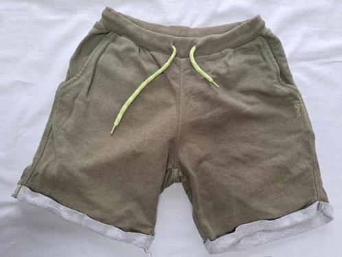 Esprit kaki jersey short maat 164/170, Kinderen en Baby's, Kinderkleding | Maat 170, Zo goed als nieuw, Jongen of Meisje, Broek
