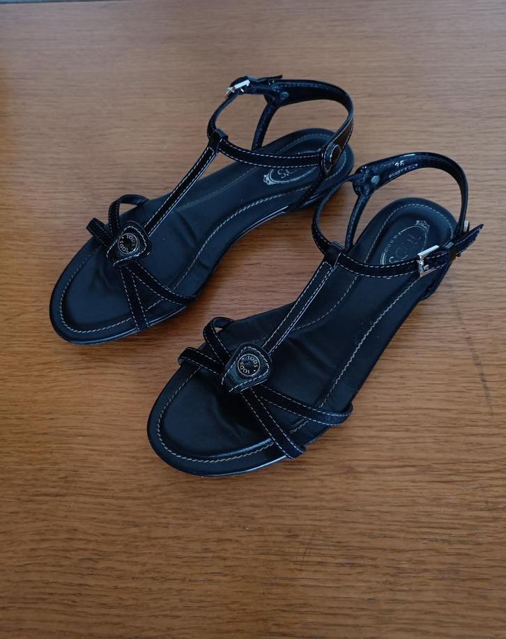 Elegante sandalen "TOD'S": maat 36, Kleding | Dames, Schoenen, Zo goed als nieuw, Sandalen of Muiltjes, Zwart, Ophalen