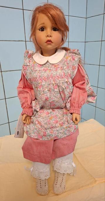  Porseleinen pop "Charlene" van Joke Grobbe nr 738 van 1500. beschikbaar voor biedingen