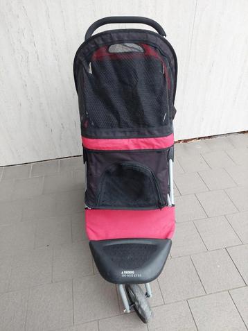 Hondenbuggy  beschikbaar voor biedingen