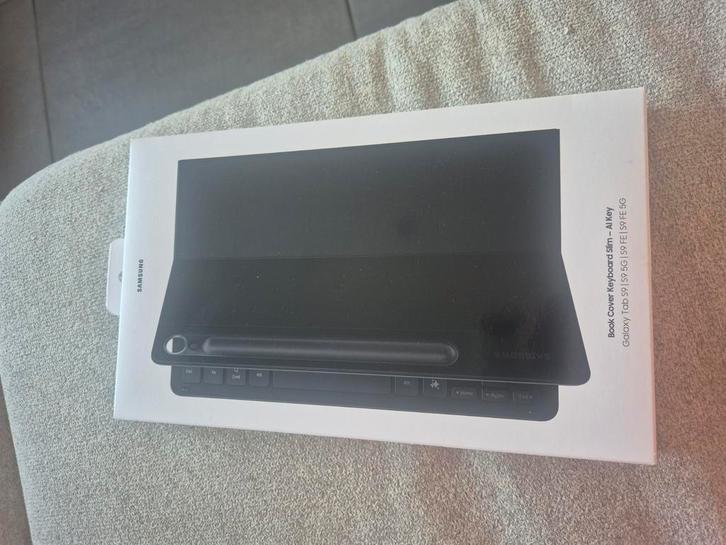 Samsung EF-DX720BBFGBE, Computers en Software, Tablet-hoezen, Ophalen