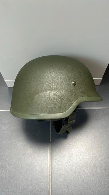 M95 composiet helm met DPM cover Nederlands leger origineel beschikbaar voor biedingen
