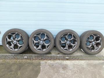 set originele Aluvelgen FORD Focus 16inch met zomerbanden beschikbaar voor biedingen