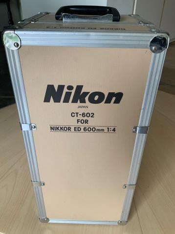 Nikon 600 mm f4 beschikbaar voor biedingen