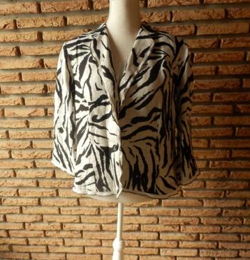 (57)- veste été noire blanc femme t.XXL - un jour ailleurs - disponible aux enchères