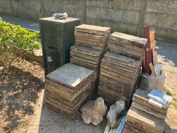 Gratis betontegels 40 x 40 beschikbaar voor biedingen