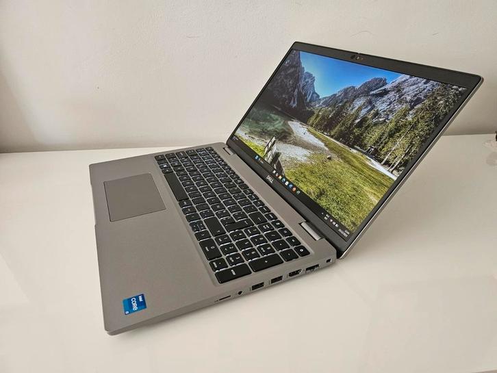 Dell 5530 15" Touchscreen laptop met i5-1245U processor, Computers en Software, Windows Laptops, Zo goed als nieuw, 15 inch, SSD